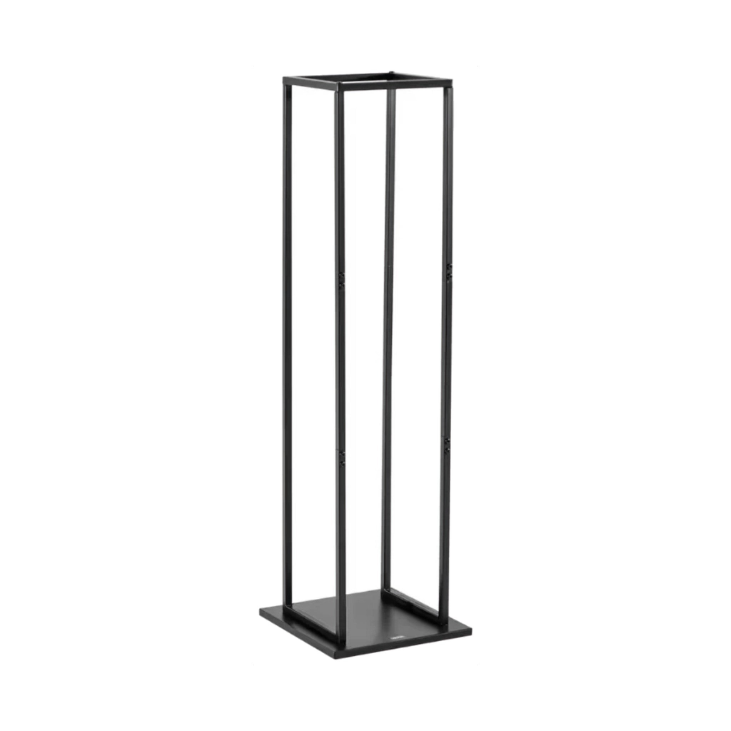 Colonne range-bûches Taillefer en acier noir, sur fond blanc