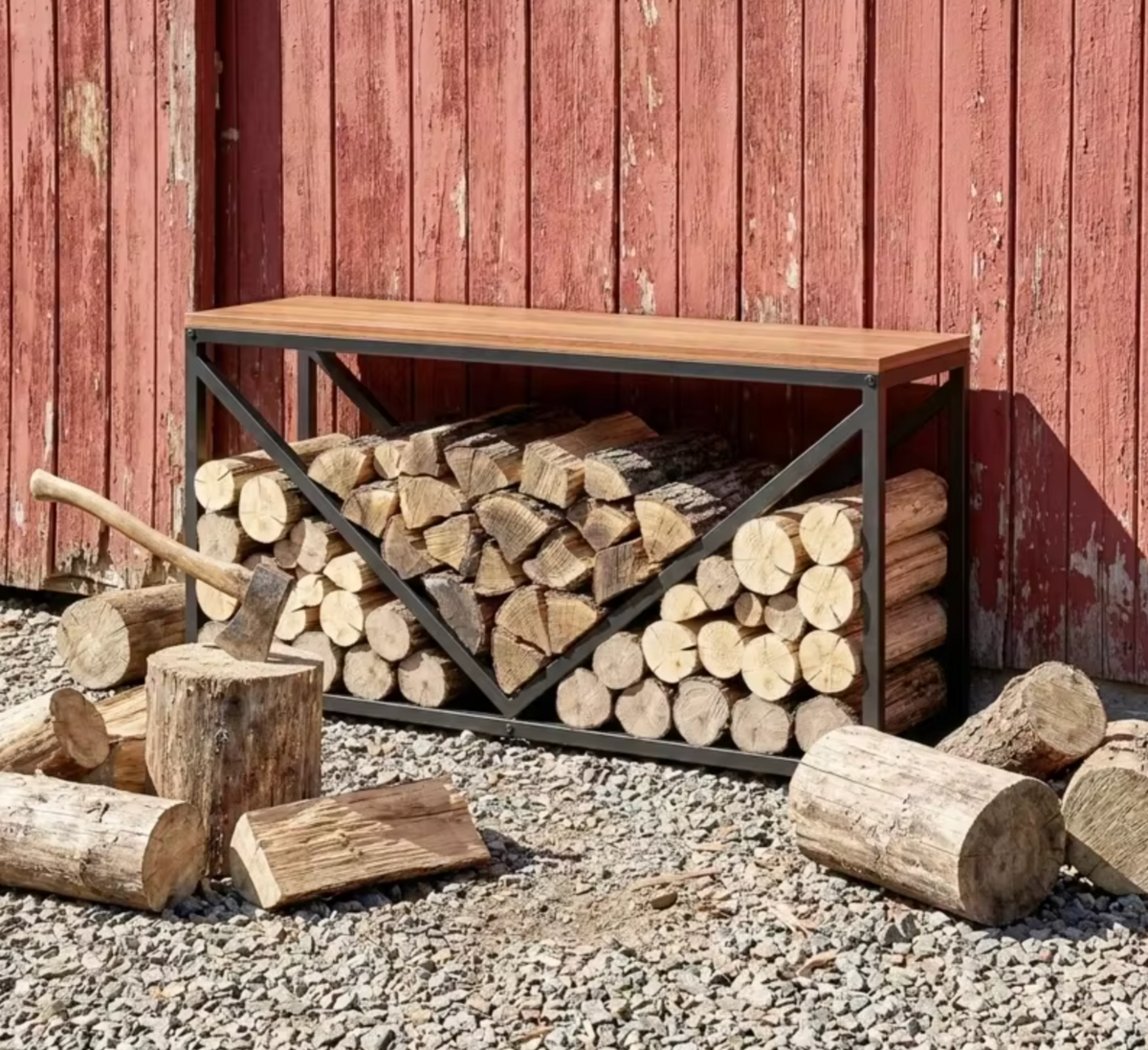 Vercors devant une façade en bois